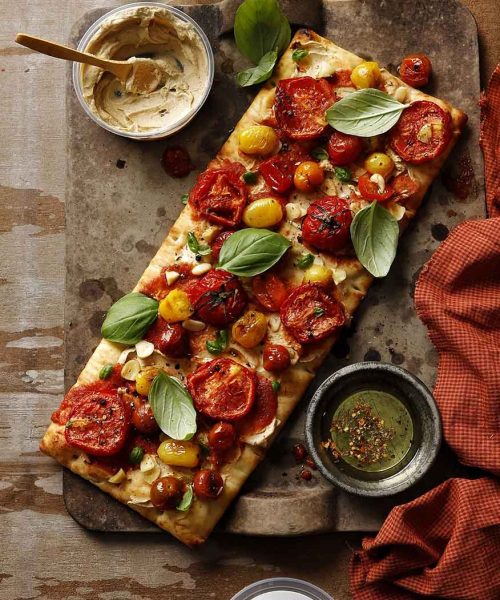 Sari Caprese Pizza