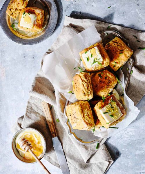 chedder and chive biscuits_web